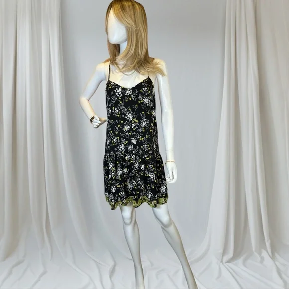 Princess Vera Wang Dresses | Princess Vera Wang Black Slip Midi Dress Spaghetti Strap | Color: Black/Green | Size: M | Tripletmommyof3's Closet